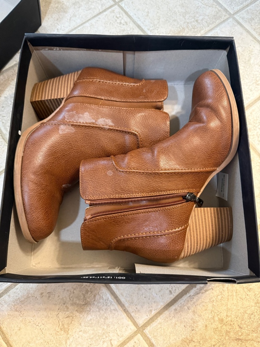 Simply Vera zip booties